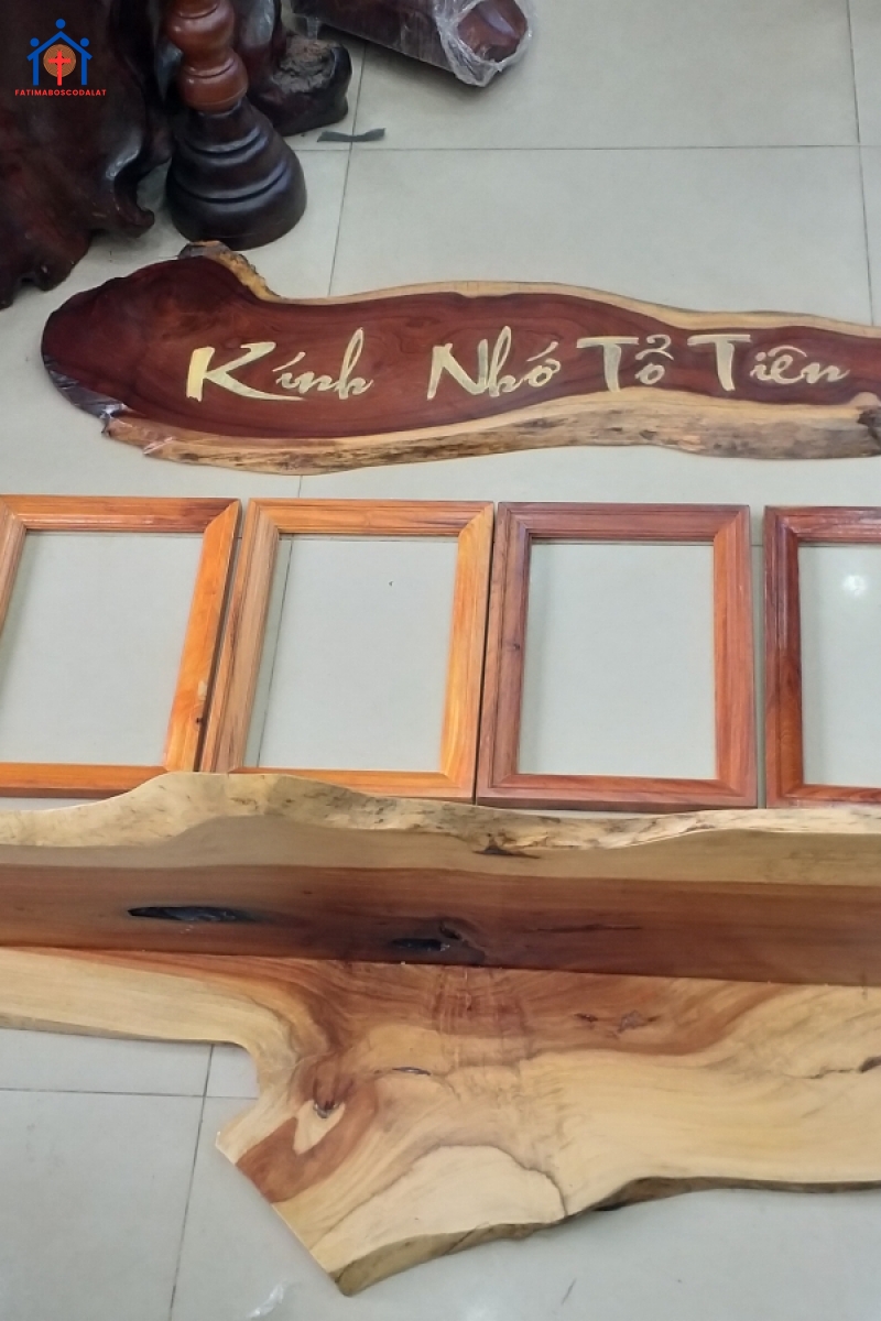 Kệ gia tiên đẹp