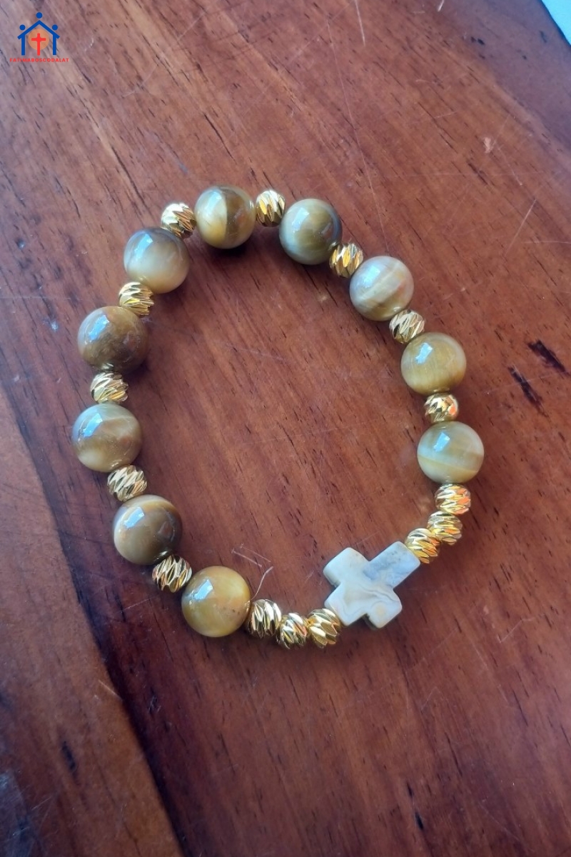 Tràng hạt đính vàng